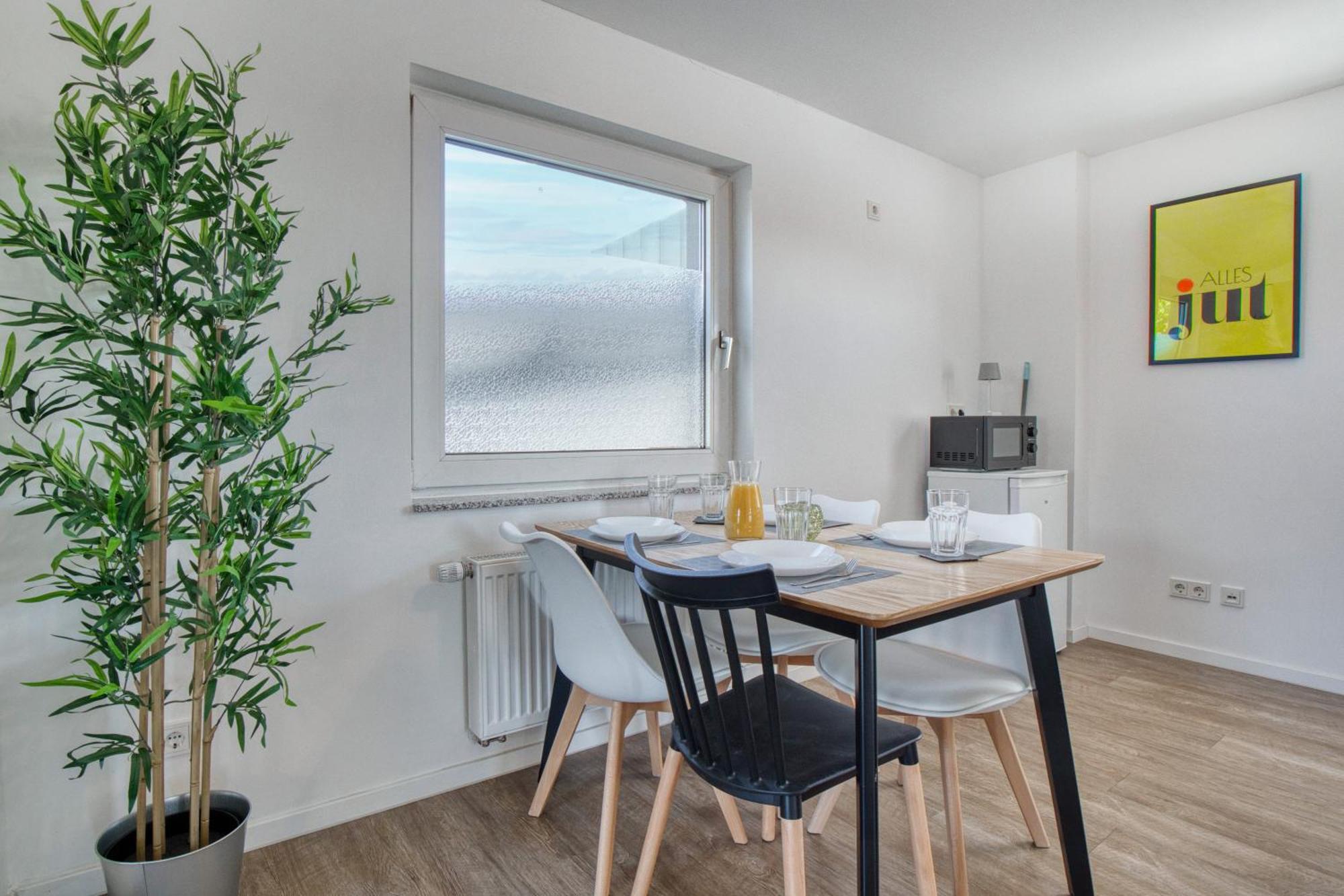 Stillvolle Wohnung Bei Koeln / Bonn Flughafen ローマル エクステリア 写真
